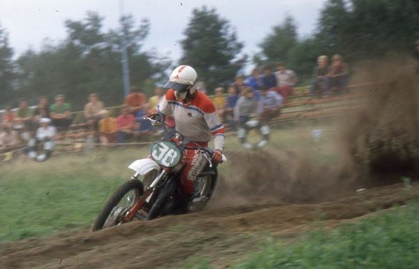 CZ pauhaa Venäläiskuskin käskemänä 1981